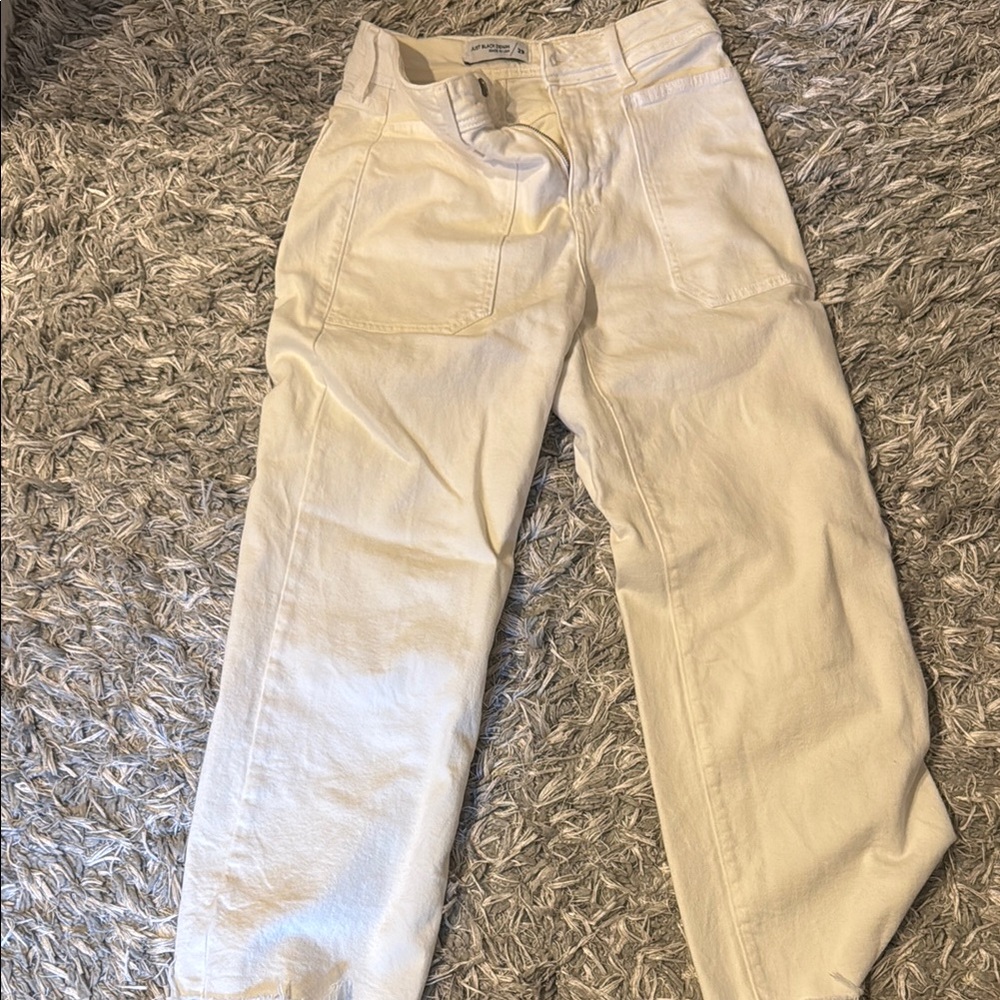 Just Black Cream Women Jeans